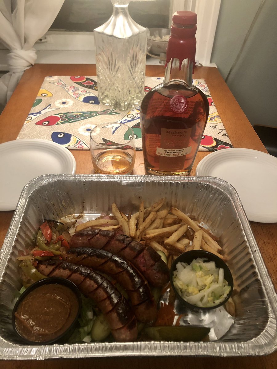SILVERMANHERE's tweet photo. @VANGUARDMKE delivering a nice sausage AND a nice bourbon #butcherboard https://t.co/dF2OZ1eHw8