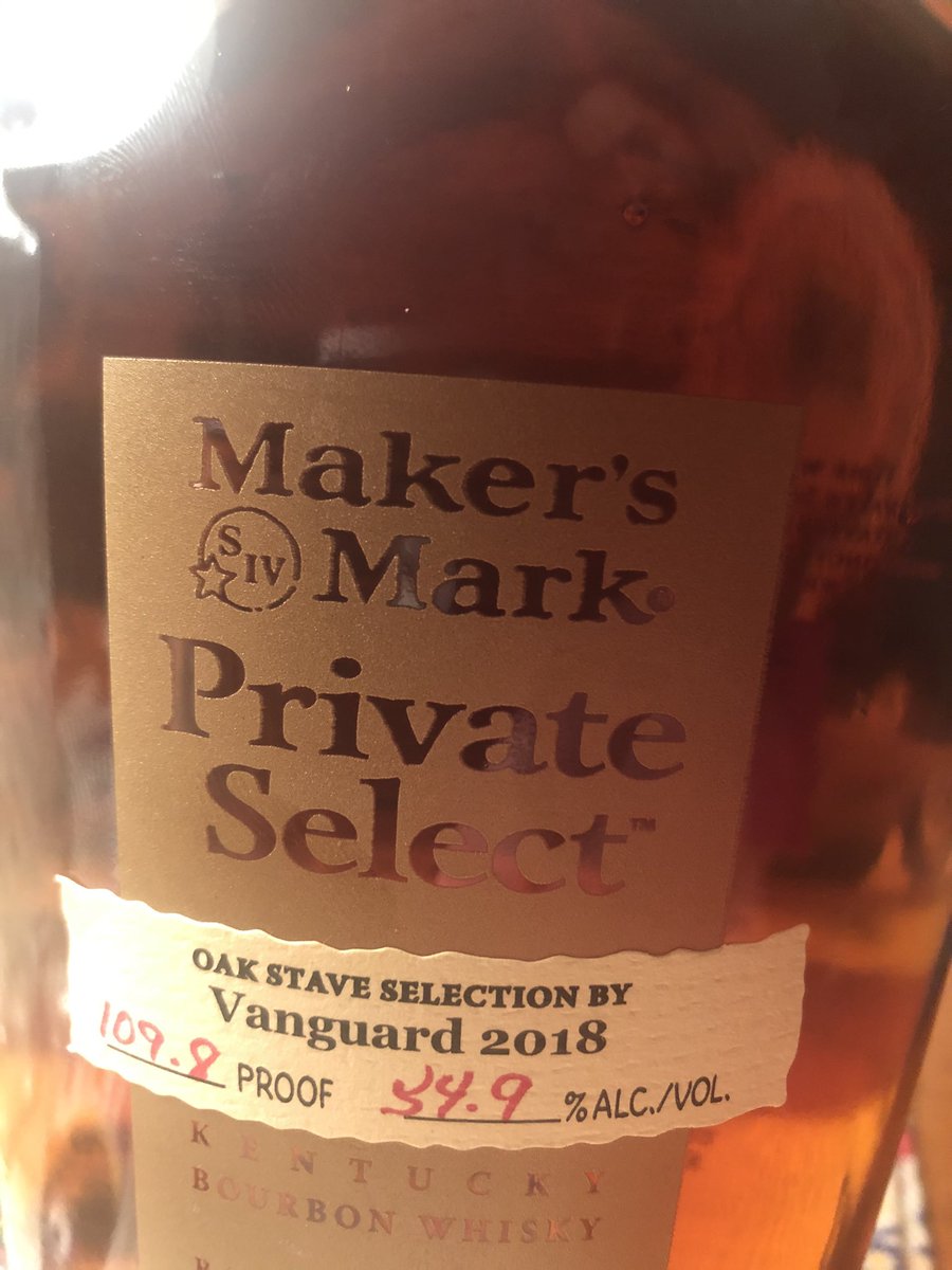 SILVERMANHERE's tweet photo. @VANGUARDMKE delivering a nice sausage AND a nice bourbon #butcherboard https://t.co/dF2OZ1eHw8