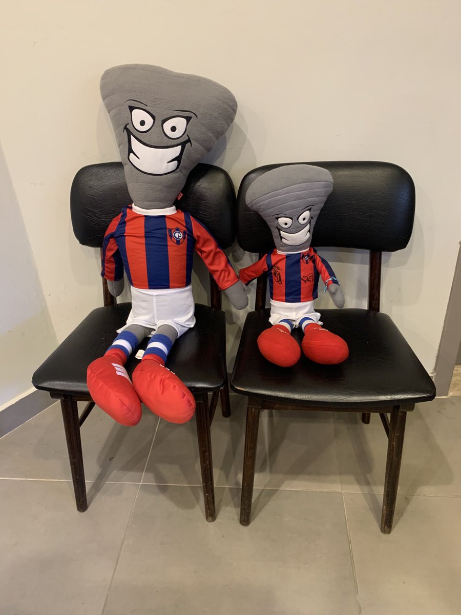 ESTAMOS!!!!!!!! #NiUnPasoAtras!! Vamos Cerro 🔵🔴🔵🔴