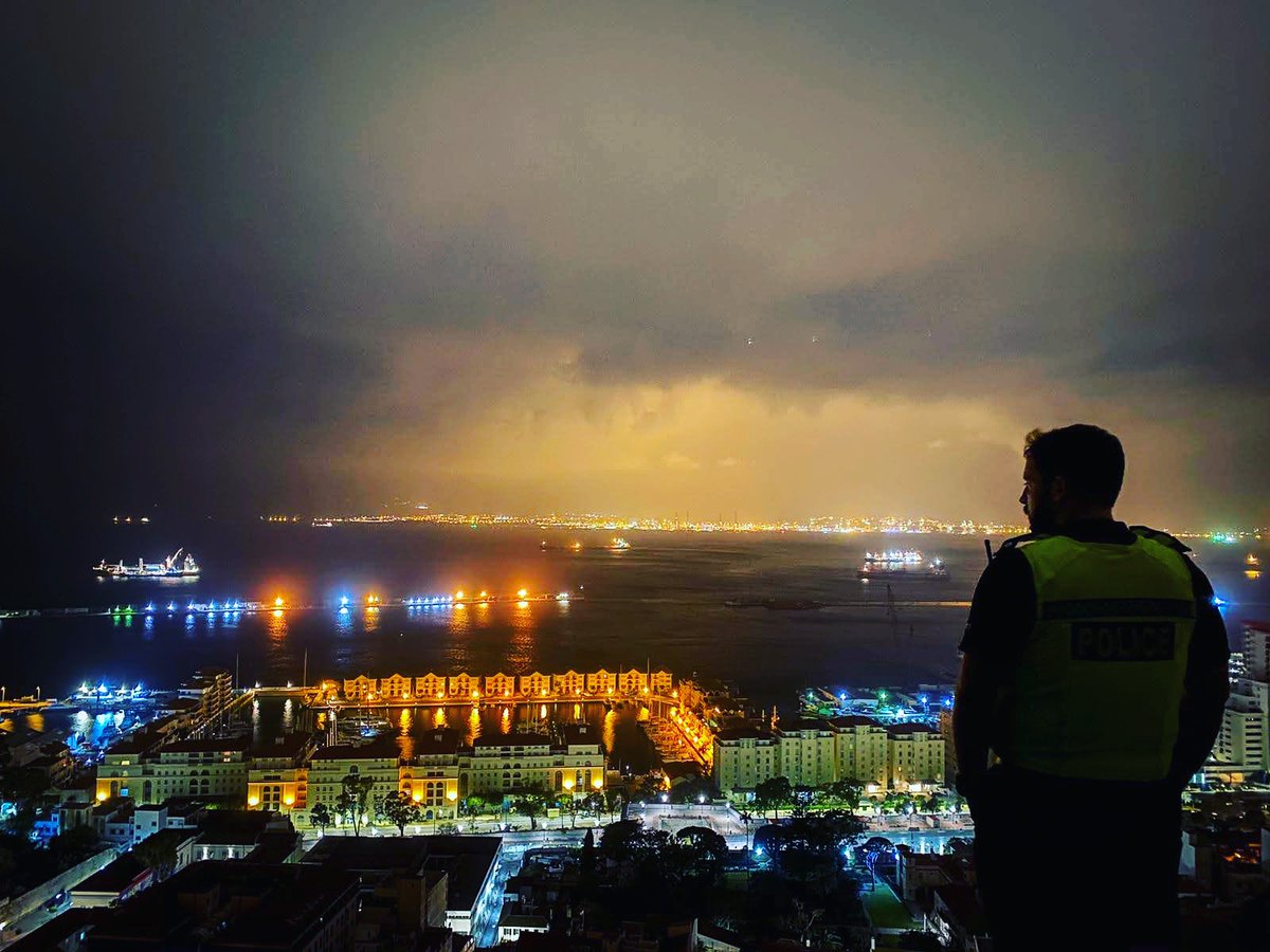 Good morning #Gibraltar! Our night shift officers were out keeping the Rock safe last night — we hope you enjoy this photo. Stay safe and have a good weekend. #RoyalGibraltarPolice #NightShift #Thinblueline #policeofficer #BayofGibraltar #NightWatch #Viewfromtheoffice #OnPatrol