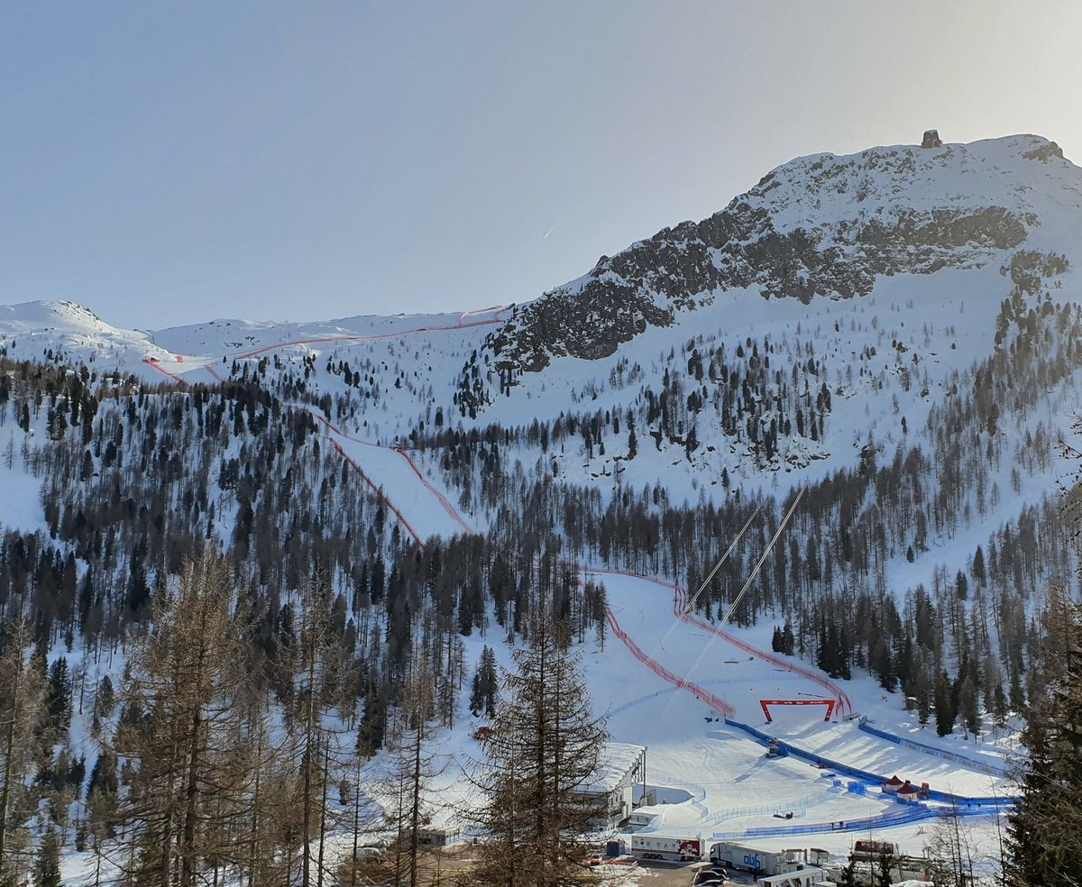 27.2.2021 #ValdiFassa seconda discesa libera femminile di Coppa del Mondo sulla pista La VolatA 📺 Ore 11 diretta su <a href="/RaiDue/">Rai2</a> e <a href="/RaiSport/">RaiSport</a> ⛷ <a href="/SkiAreaSanPe/">SkiAreaSanPellegrino</a> <a href="/fisalpine/">FIS Alpine</a> <a href="/Fisiofficial/">Fisiofficial</a> <a href="/FisiTrentino/">Fisi Trentino</a> @DolomitSuperski
