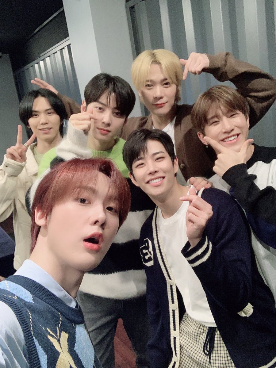 アストロ] 🌟 210227 2021 SEASON'S GREETINGS ファンサイン会