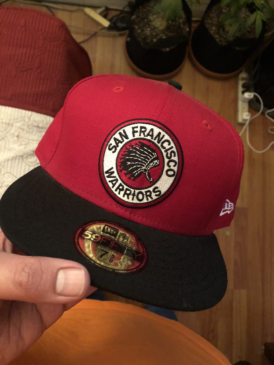 Alexchiefsalot's tweet photo. @HatClub What are the chances y’all bring this one back? https://t.co/RkN7ZmPa82