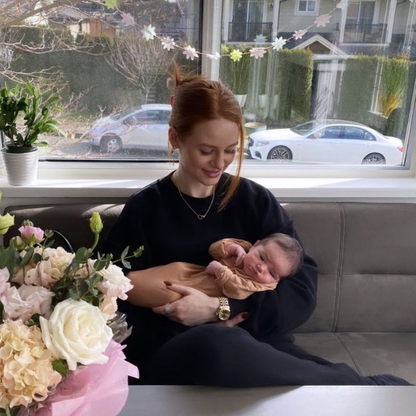 archivexmorgan's tweet photo. Hey, @madelainepetsch now there's a picture with River, @VanessaMorgan 🥺 https://t.co/Ko34Hh3FND