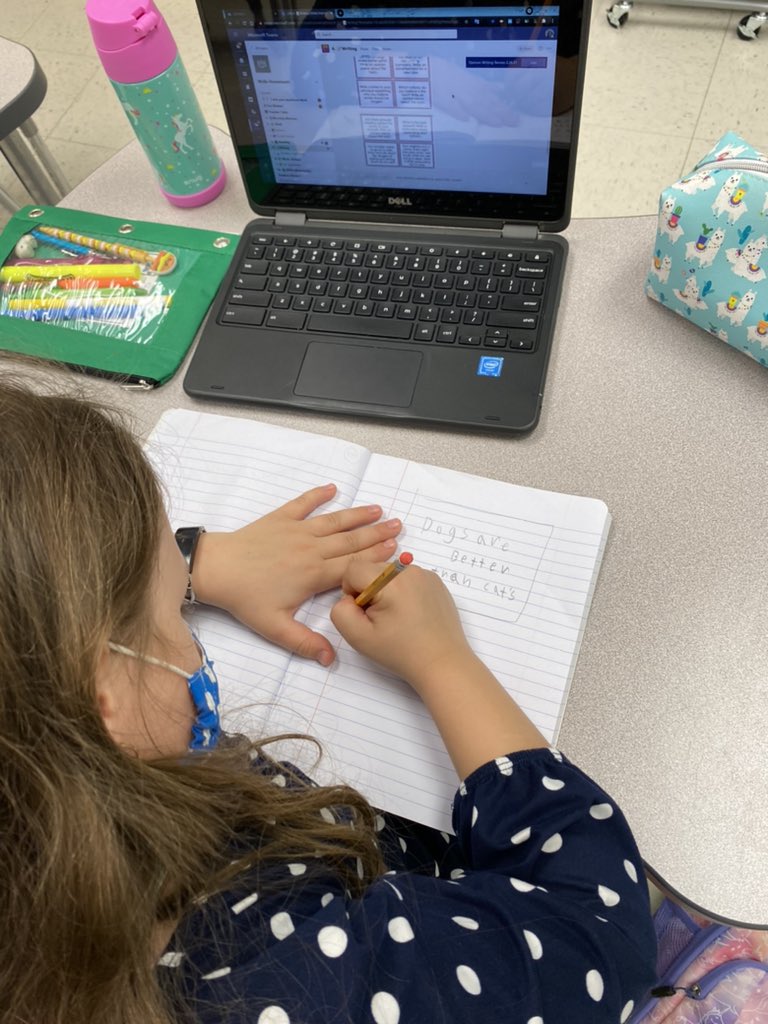 wendy_widis's tweet photo. It was #flashdraftfriday with opinion writing frameworks today. โค๏ธ how Ss are naturally using #boxesandbullets as well as transition words to set apart evidence. Great work #fourthgraderockstars!! https://t.co/UrdVGeYqUV