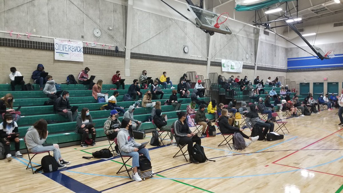 8th grade hybrid group B. Back today <a href="/FrontierEPS/">Frontier Middle School EPS</a> working on plans for high school and beyond. It feels so good to have students back in building. @lynsundstrom <a href="/D_Smolin/">Duke Smolin</a>