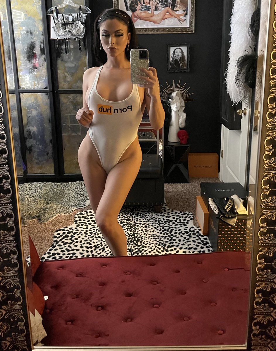 DominoPresley's tweet photo. https://t.co/vvMvNzxXyI https://t.co/NZpAyycT0Y