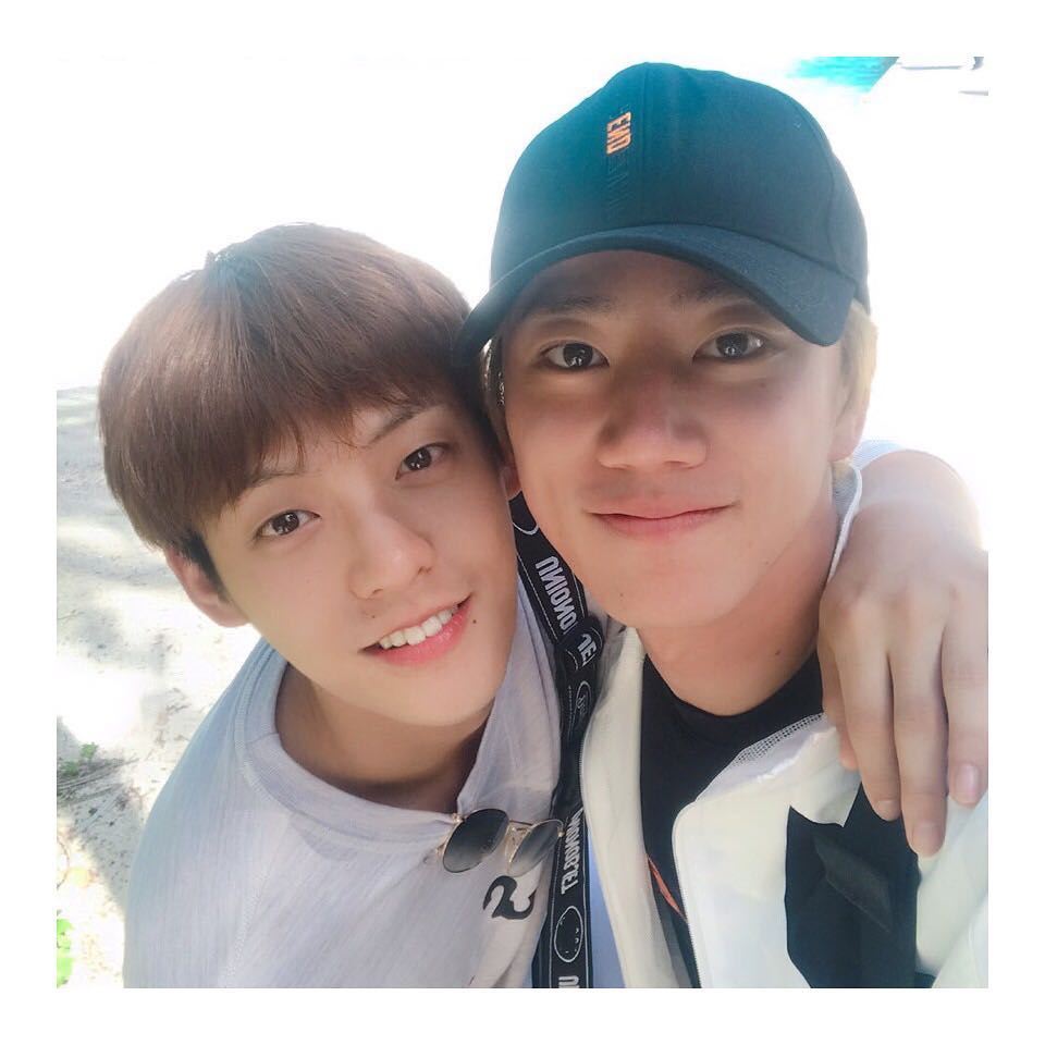 UNB Jun + Actor Jung Gyu WoonThanks to LOTJ made these two get close. I still remember how Minhyuk suddenly came to Jun's IG live and comment such things.