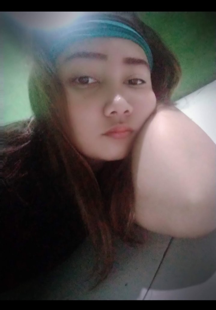Cantik gak harus putih , yang penting perempuan..