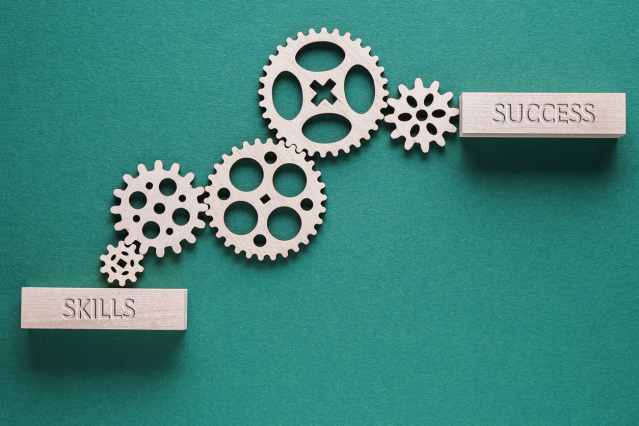clickyogesh's tweet photo. What must #CHROs know to succeed in 2021? Explore this list of 11 #skills and areas of focus for #HR professionals this year in @Mag_HR via @Josh_Bersin. #FutureofWork https://t.co/WX9FLoAnAy https://t.co/stQmsrm4PG