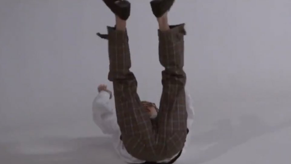 archivefortae's tweet image. NOOOOO😭😭😭😭