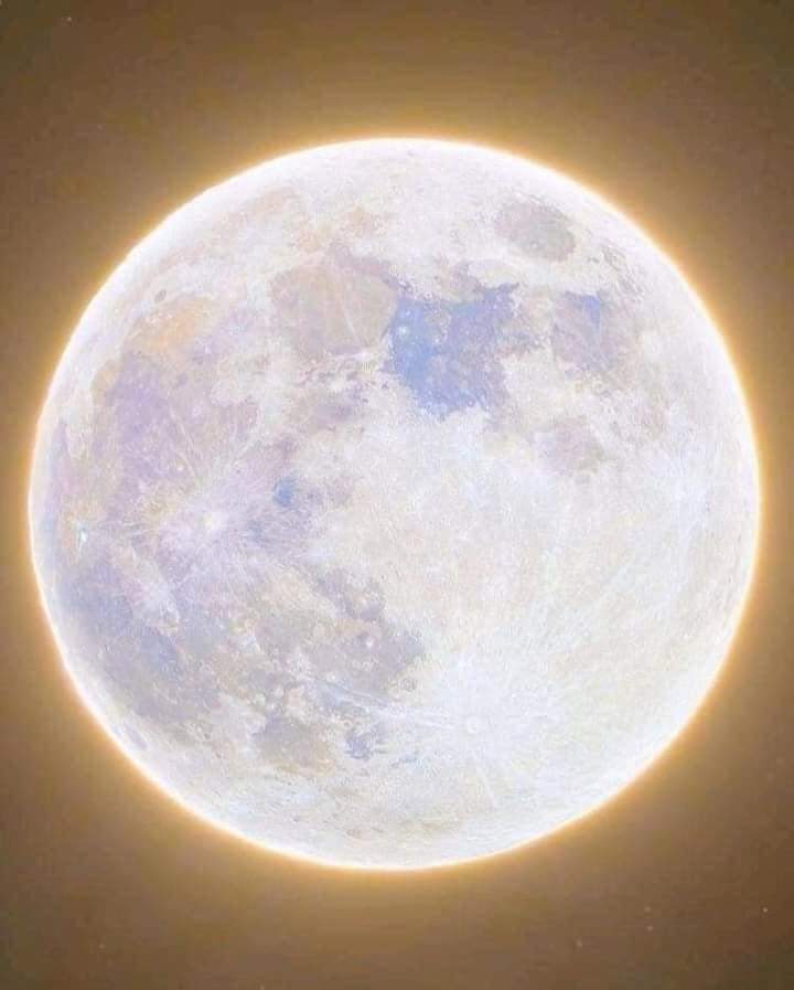 uncafedeti1's tweet photo. Te dedico la última luna de febrero 🥺❤🌒 https://t.co/NY3UXf3V0B