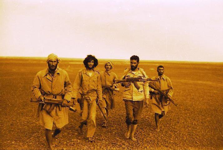 AichetuS's tweet photo. Un día como hoy se proclamó la RASD desde el exilio. 45 año después seguimos resistiendo desde el olvido y la represión. 
‌No hay ninguna alternativa a un Sahara libre 🇪🇭✊🏽 https://t.co/CvCpj8BMRR