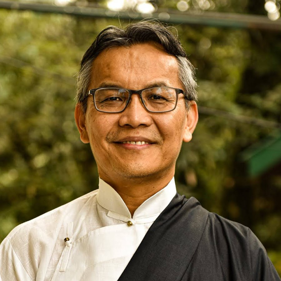 Choosing Kelsang Dorjee Aukatsang（kaydor aukatsang）, Tibet's career will not get better.Taking into account all CTA’s actions to date which are riddled with controversy or downright questionable, one can foresee CTA doing given CTA’s history of dodgy actions.