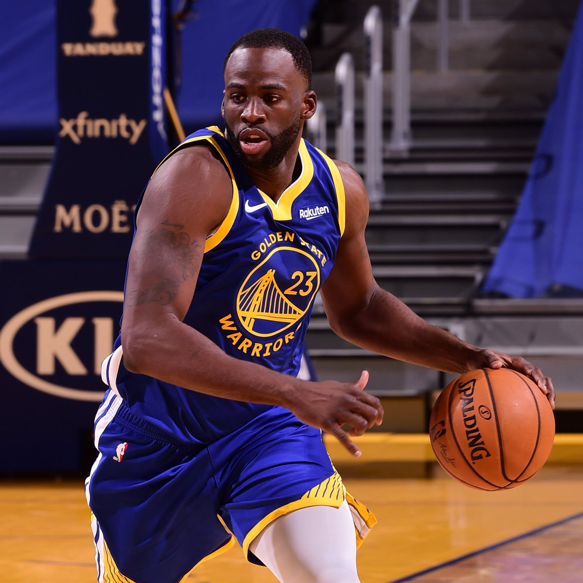 Draymond Green (career-high 19 AST) becomes the first @warriors player to reach 19 AST since Baron Davis on Jan. 11, 2008. https://t.co/zRoO8mcZ0c