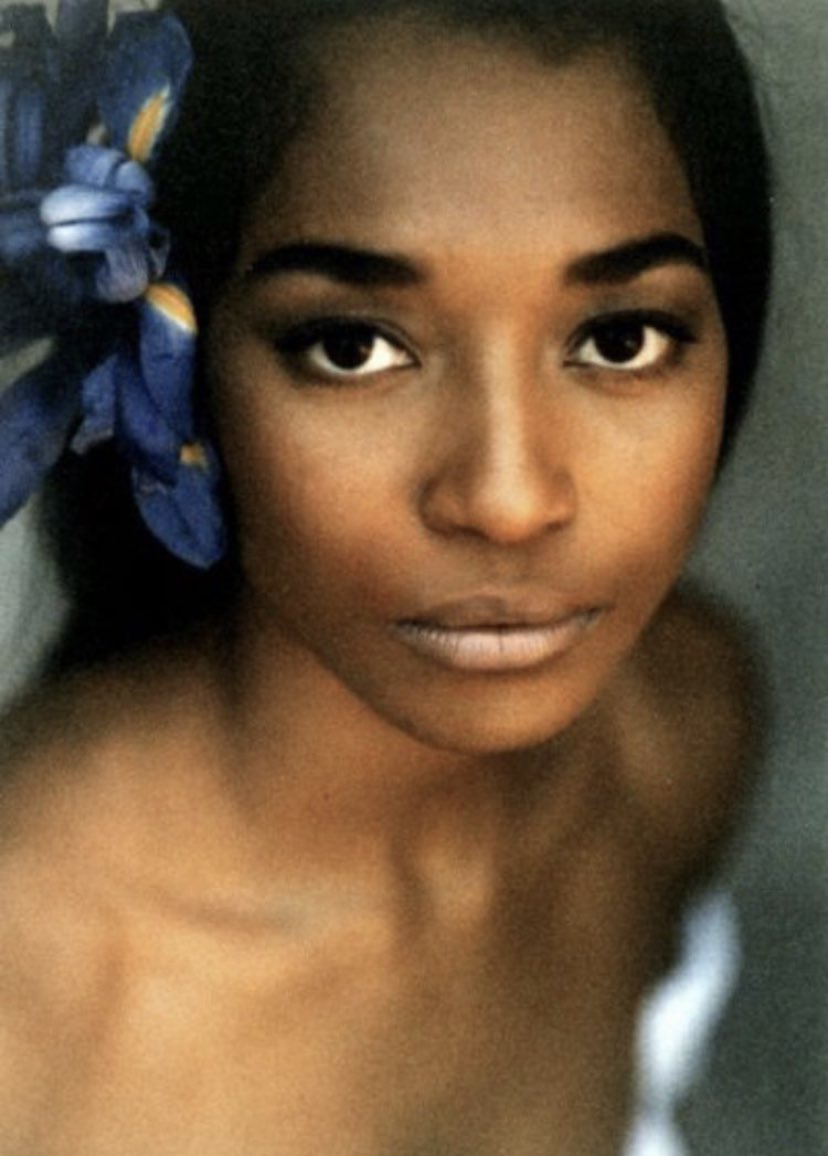 Happy happy birthday to ms. rozonda chilli thomas!!!! sending much love to you on ur special day!!  