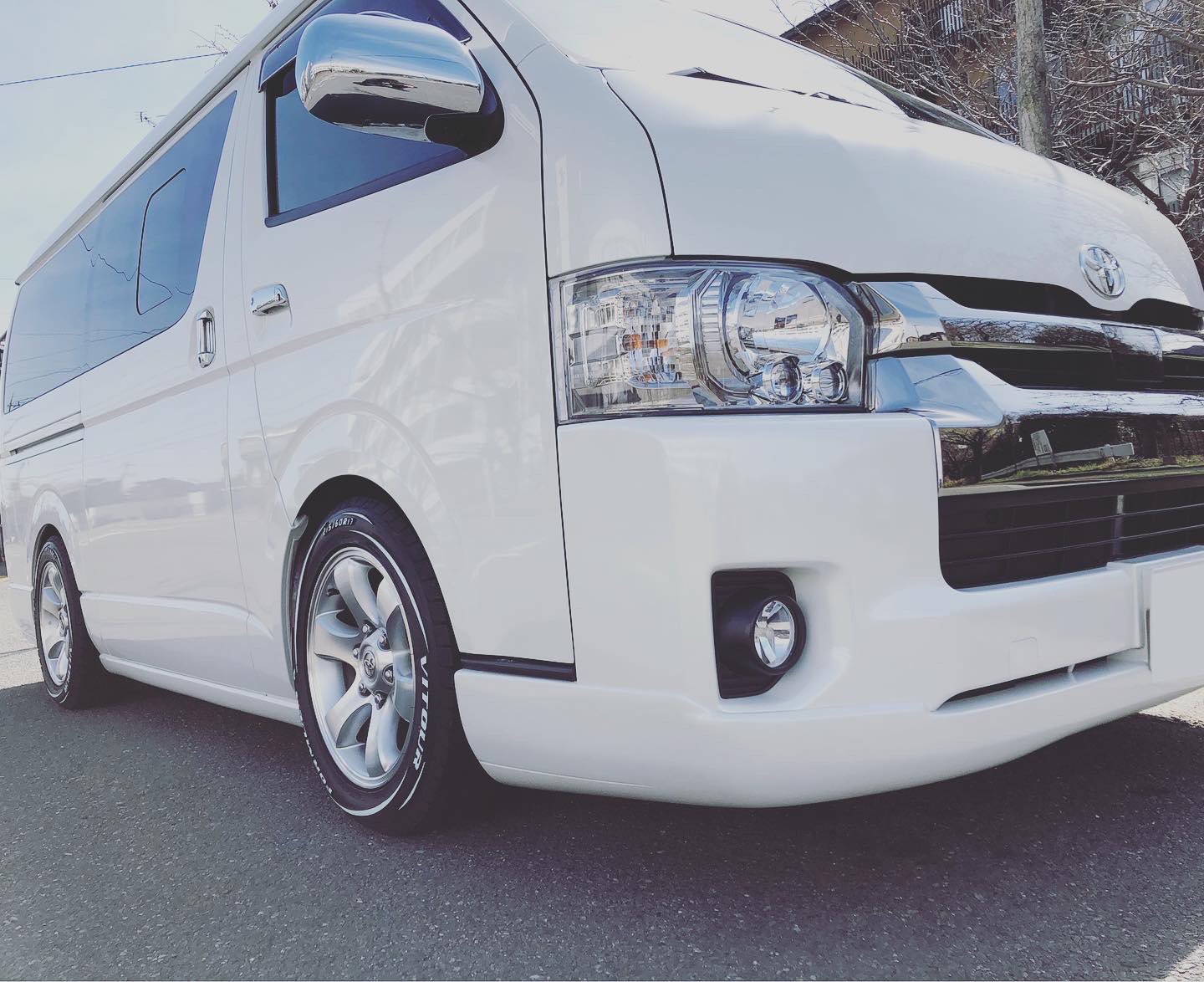 150プラド純正ホイール 215/60r17c ホワイトレター ハイエース 150プラド純正ホイール 215/60r17c ホワイトレター ハイエース