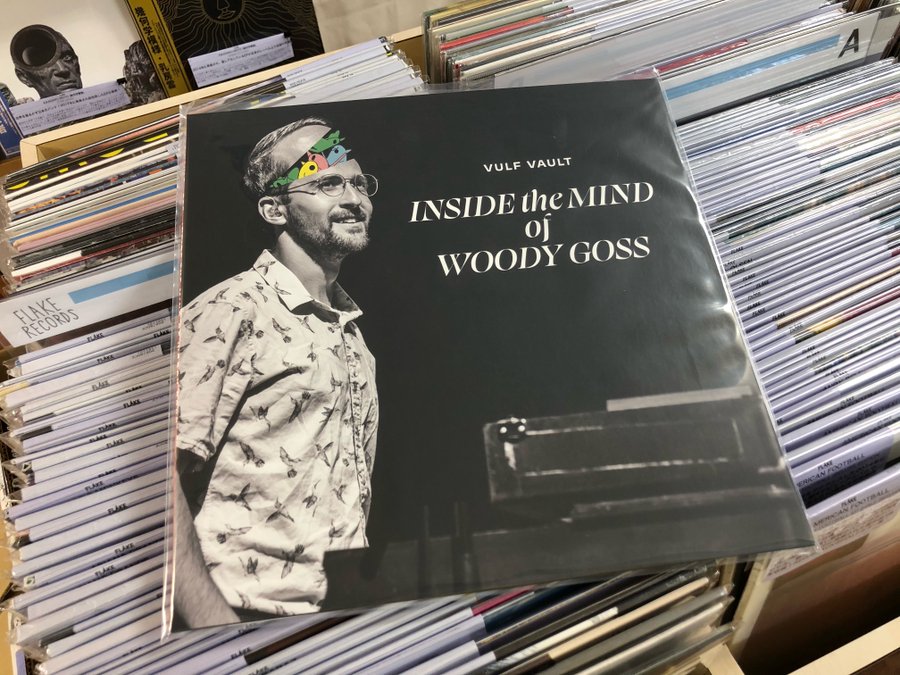 DAWA_FLAKE's tweet image. 在庫あります
VULFPECKの企画シリーズ第二弾！鍵盤奏者のWOODY GOSSによる楽曲をコンパイル！激ヤバ新曲”RADIO SHACK”も収録！！クラウドファンディングで制作された超限定アナログ
VULFPECK / INSIDE THE MIND OF WOODY GOSS / LP / ￥4,990 flakerecords.com/rcminfo.php?CO…