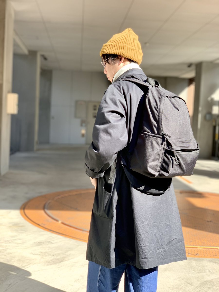 Schuhputzer621's tweet photo. 着替えてお出かけ。久しぶりの全身画。
outer #holk
cardigan #uniqlou
tops #uniqlo
bottoms #etautz
knitcap #eightbees
eyewear #bostonclub
shoes #leyuccas
backpack #無印良品
watch #tagheur
ring #maisonmargiela
belt #henderscheme
scarf #agnesb
socks #marcomonde
#今日のコーデ https://t.co/uSm7uzMQYs