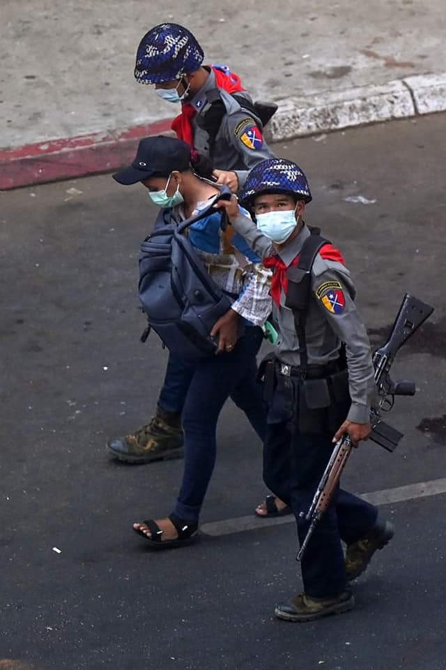Myanmar Now's multi-media reporter, Ms.Kay Zon Nwe, was taken away by the police while she was live-streaming a protest crackdown around noon at Myaynigone Junction in Yangon. We are still trying to find out her whereabouts. 

#WhatsHappeningInMyanmar
