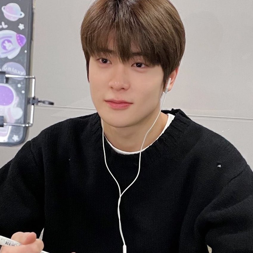 saleenong's tweet image. น้องผอมลงมั้ยแกว่า ㅠㅠㅠ