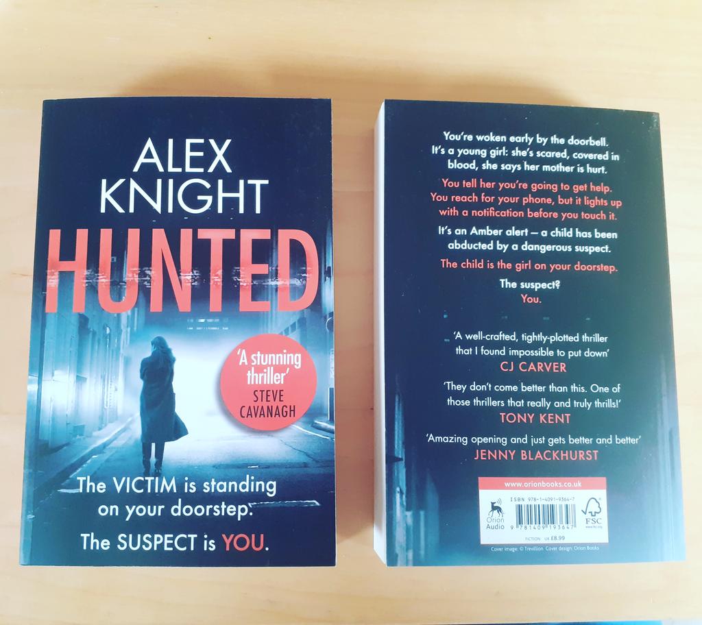 MasonCrossBooks's tweet photo. HUNTED is out in UK paperback on Thursday! To win a SIGNED copy, RT this tweet. I'll pick a winner out of the hat Sunday night at 7pm https://t.co/RWQn5eOJqM https://t.co/pioeHmefaY