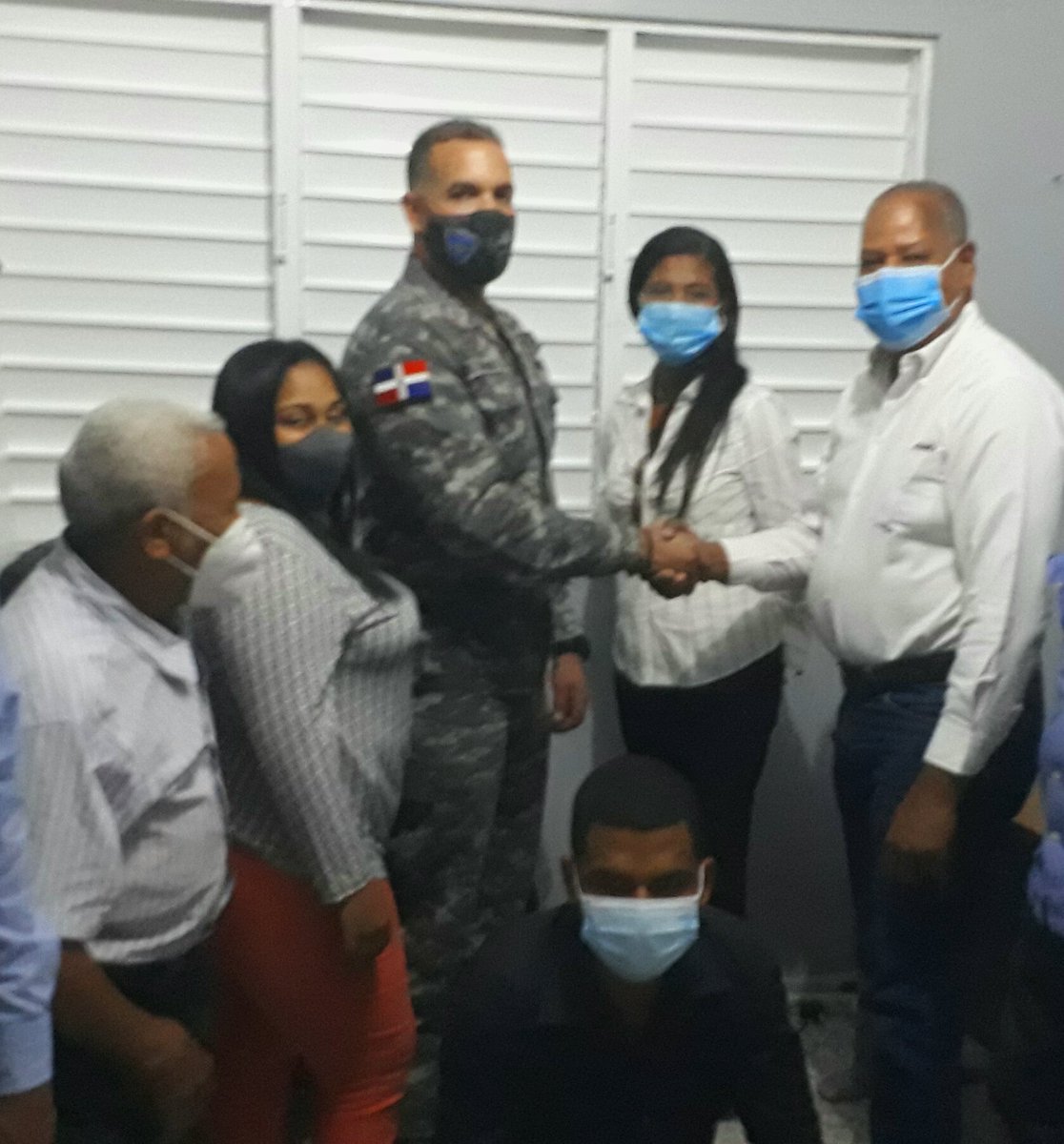 adecuci's tweet photo. Se fortalecen lazos de cooperación interinstitucionales con el Destacamento Policial de Santiago Oeste y Adecuci por la paz social y la erradicación de la violencia.

https://t.co/c1LYBhYD2P https://t.co/hMdB8dGwB8