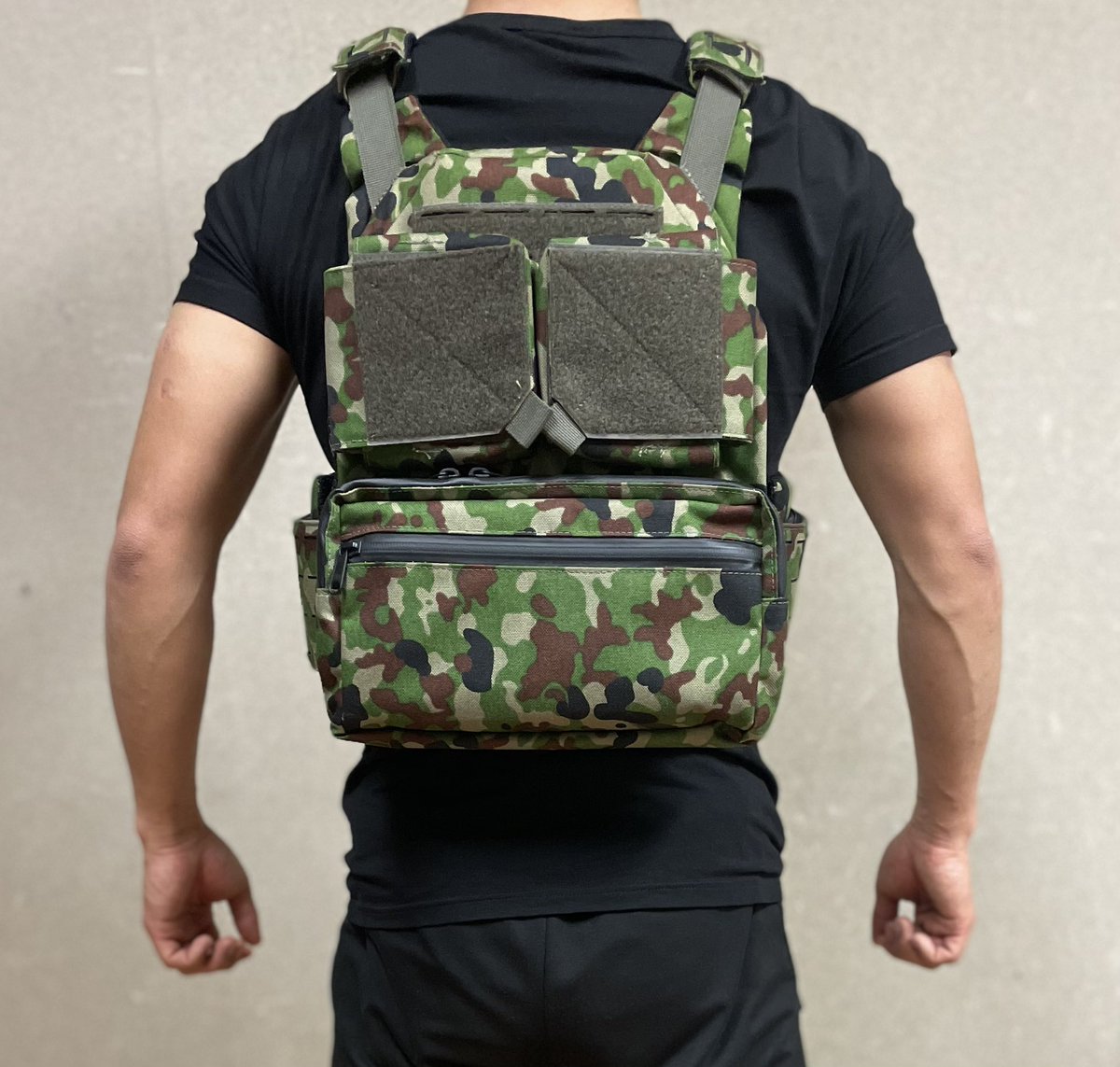 funadyi3's tweet photo. ヘタレンジャー製ASPC3のサイド
プレートとカマーバンドの調整を
しました( ˘ω˘ )♪
構えても特に問題ないしとりあえず
使ってみてどうかだな_(:3 」∠)_
#ASPC3
#ヘタレンジャー
#JÄGERcraftdesign https://t.co/k1KKipOp6u
