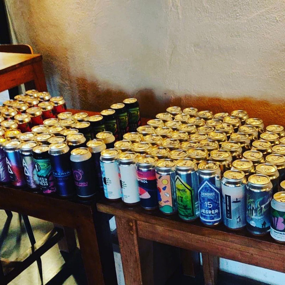 Hopplantjes voor thuis? Of verse tapbieren? Klik op de link voor meer info 🥰
facebook.com/15575379078019…

#hop #food #bodegraven #craftbeer #demolen