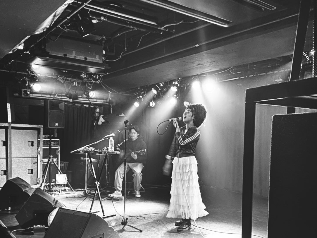sumishun's tweet photo. papicoさんと。
事実上の初共演、ぜんぜん初めてな気がしなかった!ありがとでした!
#youngdonuts
#OneManShow https://t.co/J29Txmf6ax