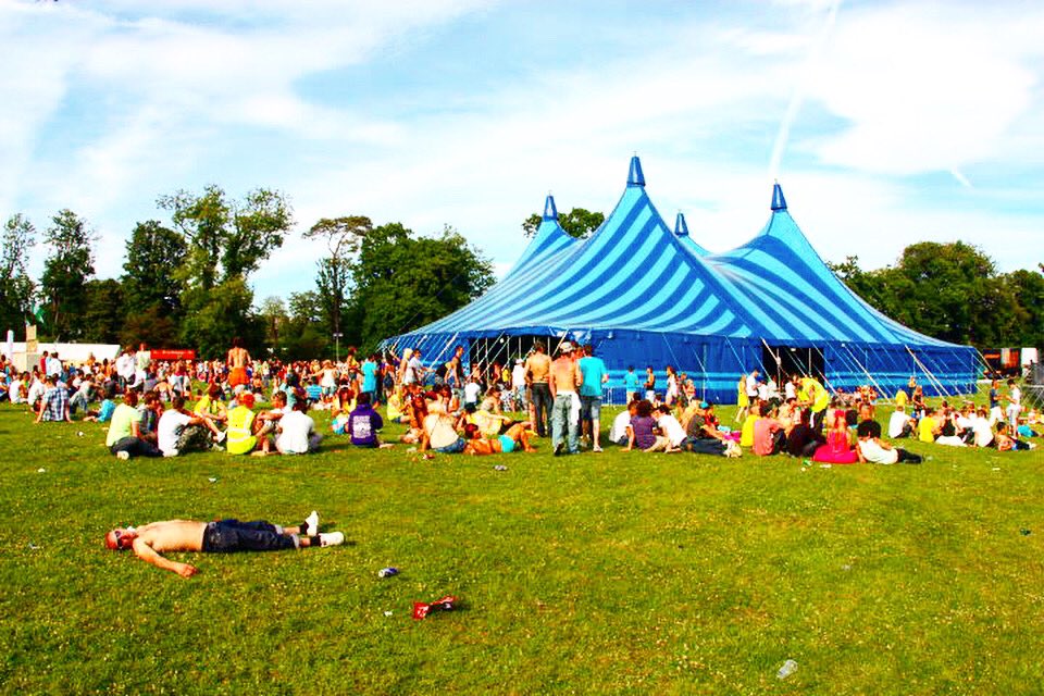 Anyone else want to be this guy right now? Sun shining, in a festival! It’s coming guys don’t worry 😉