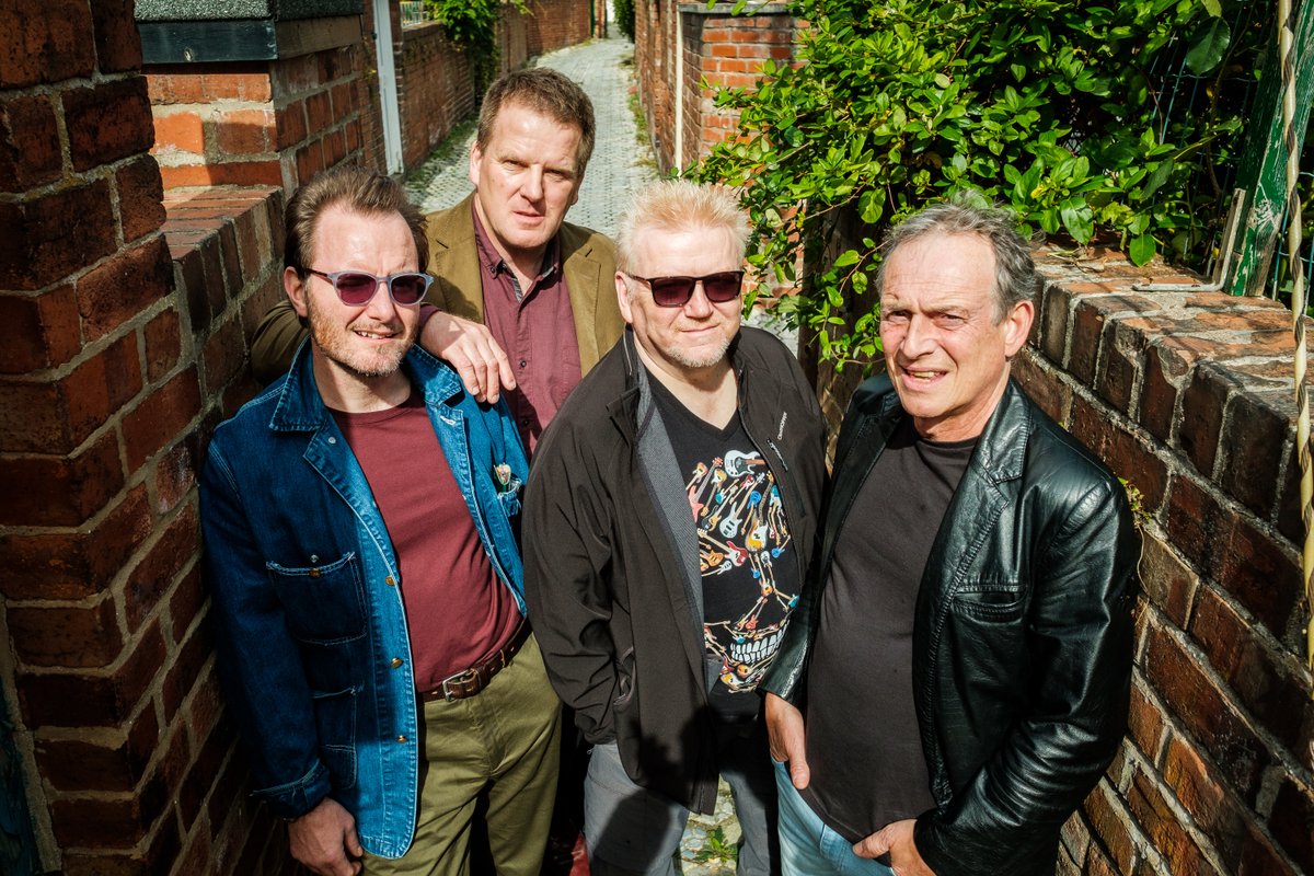 Morning folks from us! Have a good day! What are you listening to today? <a href="/MusicMarketingA/">The Music Marketing Academy</a> <a href="/ProspectRadio1/">Prospect Radio</a> <a href="/Goodmusicradio5/">GOOD MUSIC RADIO</a> <a href="/Radio_WIGWAM/">Radio-WIGWAM</a> @TheMusicJunkie8 <a href="/PermanentAbilty/">Permanent Ability</a> <a href="/youngthugsrecs/">Young Thugs</a>