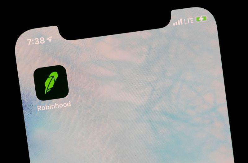 Robinhood plans confidential IPO filing as soon as March: Bloomberg News https://t.co/4NXX77Dog7 https://t.co/PDFbAuUUfY