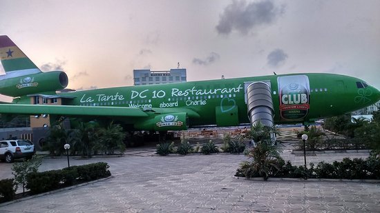 BobuAfrica's tweet photo. Dinner date on a plane?
La Tande DC restaurant, in Ghana, operates from the defunct Ghana Airways McDonnell Douglas DC-10, since 1983.
Try out the staple Ghanaian dishes. Yummy!!!
#uniquerestaurants #Africa #MasculinitySaturday https://t.co/78kv705aZC