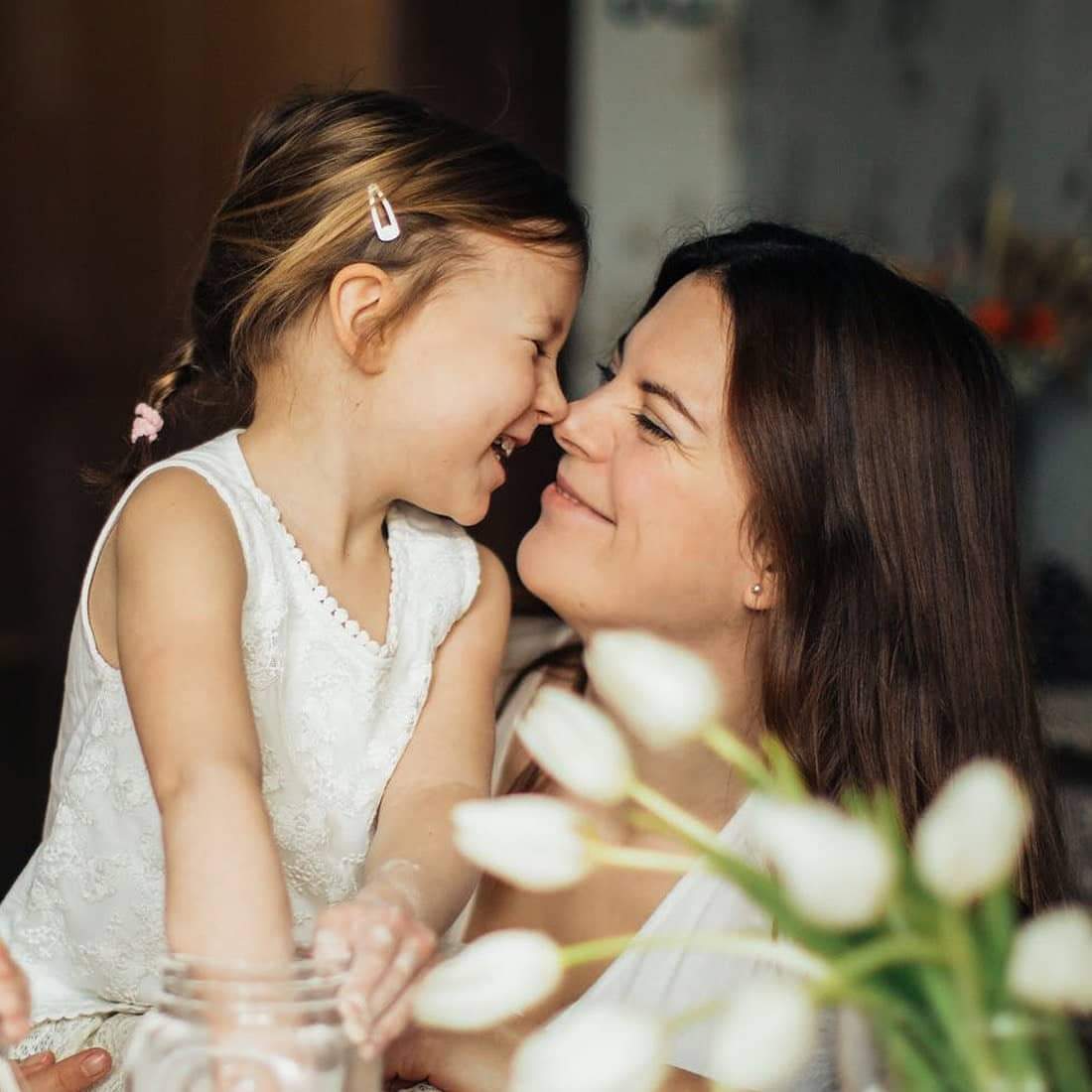 WeLoveToCreate's tweet image. Be part of our Mother's Day window.

Mums, StepMums, Aunts, Grandmas, Sisters, Friends – we want to celebrate your mother figures this Mother's Day.

Send us a photo of you together and message. Selected images will be included in our window display.

#MothersDay #SmallBusiness