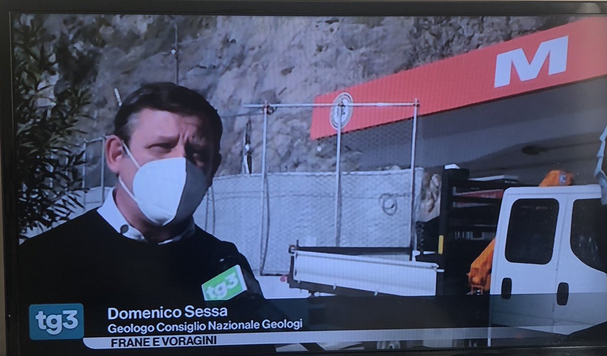 #Frane e voragini: nella puntata del 26 febbraio di <a href="/fuoritgtg3/">fuoritgtg3</a> ne hanno parlato il Presidente #CNG Arcangelo Francesco Violo e il consigliere Mimmo Sessa.
➡️ Clicca qui per rivedere l’intera puntata:
tg3.rai.it/dl/RaiTV/progr…