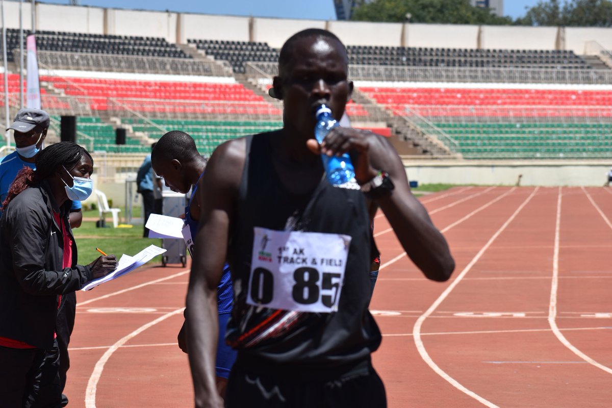 MichKatami's tweet photo. 28:28.19 for Kibiwott Kandie to win 10,000m in Nairobi.. A WL. This is his second ever 10,000m race and his first at AK TF meet.. ( 📸 Courtesy) https://t.co/uIQi5PdyoK