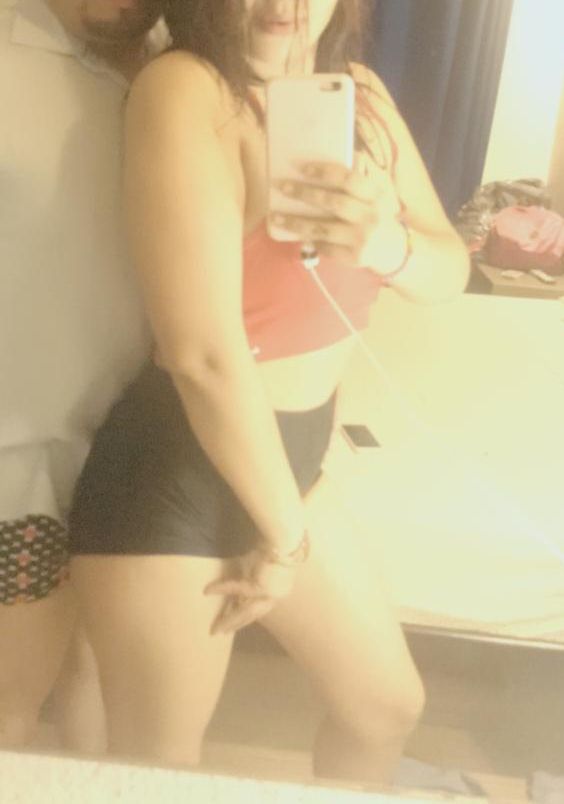 swingerya's tweet photo. Alguna chica para un MHM? Quién dijo yo? #swingermty #mhm https://t.co/Vc6FtZQQ7e