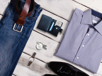 Ready for the weekend?
Voyager-Blue.com 

#travelaccessories #leisure #technology #RFID #wallet #bag #purse #fashion #accessories #leather #leathergoods #luxury #corporate #corporategift #premium #style #onthemove #class #lifestyle #entrepreneur #giftsforall