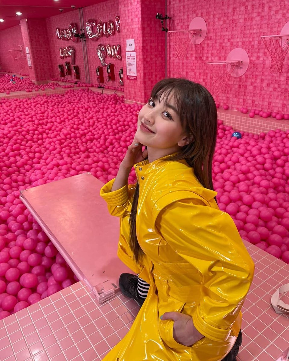 jihyo pics tweet media