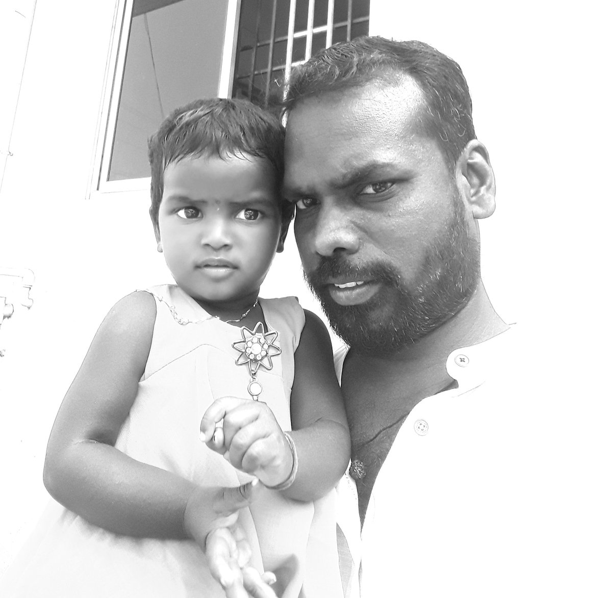 Pratapmani3's tweet photo. ❤my sella subi https://t.co/AUU9yHAN6m