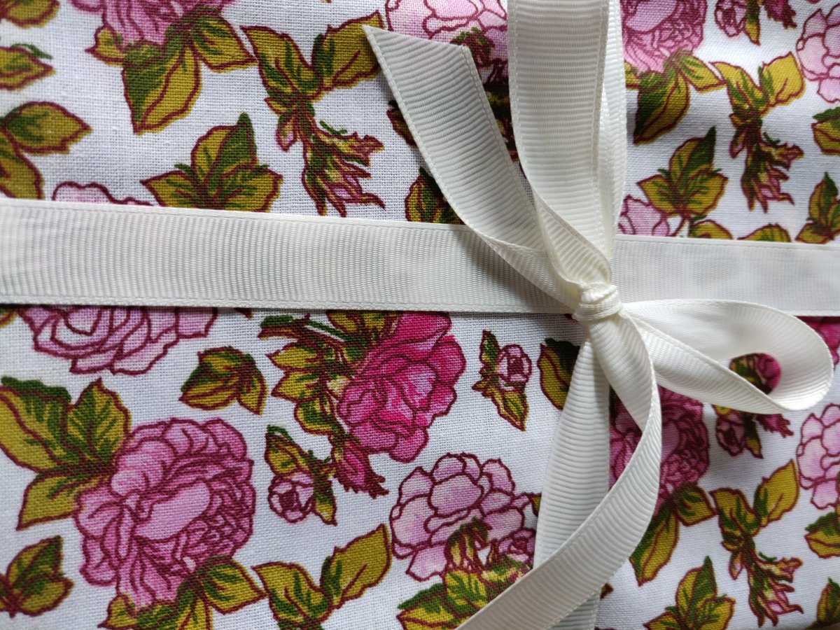 Stitchedbydonna's tweet photo. Flower power isn't just for the 60s ..♻️
#UKGiftam #UKGiftHour #reusable #reusablegiftwrap #furoshikiwrapping #reusableproducts #choosetoreuse #sustainableproducts #reducewaste #shopindie #MothersDay2021 #reducereuserecycle #lesswaste
#shopsmall
https://t.co/S4LGuV9zPT https://t.co/HgQiivqQ0z