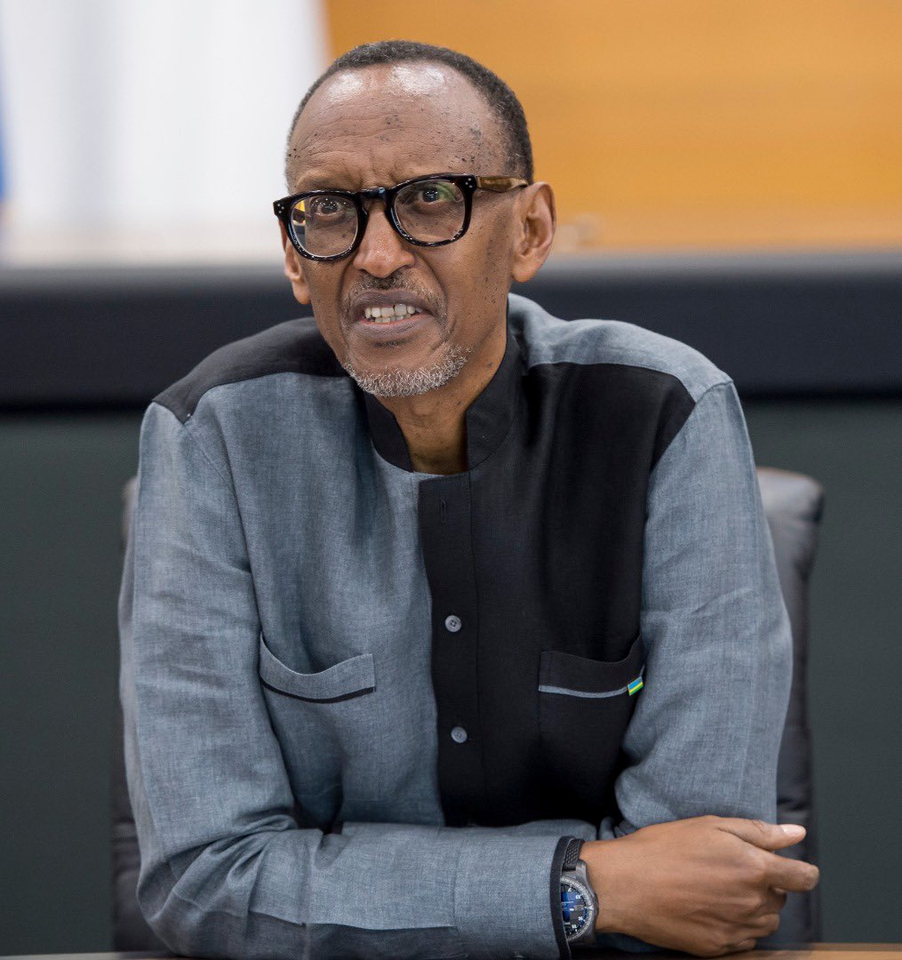 leilaisi's tweet image. RT @UrugwiroVillage: Today, President Kagame chairs the 21st Ordinary Summit of the EAC Heads of State. Held virtually, the Summit will appoint a new Secretary General and judges to the East African Court of Justice. #EACSummit