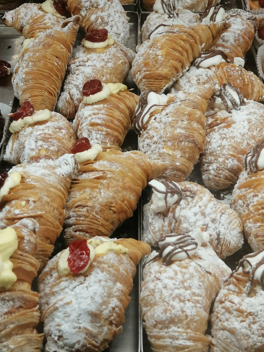 LaConsiglieria's tweet photo. .@NellyDrab1
..volete favorire? Oggi #codedigambero ma solo #takeaway
#sabatonapoletano
@anboemo @Barbaga3Gaetano @FlipRuth @mokologue @IdahNielsen @gamberoblu @fiveintravel @rivogliobarbie @CiriSince1978 @unabancariainc1 @CookedBest @giornaledelcibo @LucaPery @mattinodinapoli https://t.co/QGMQgy7zm4