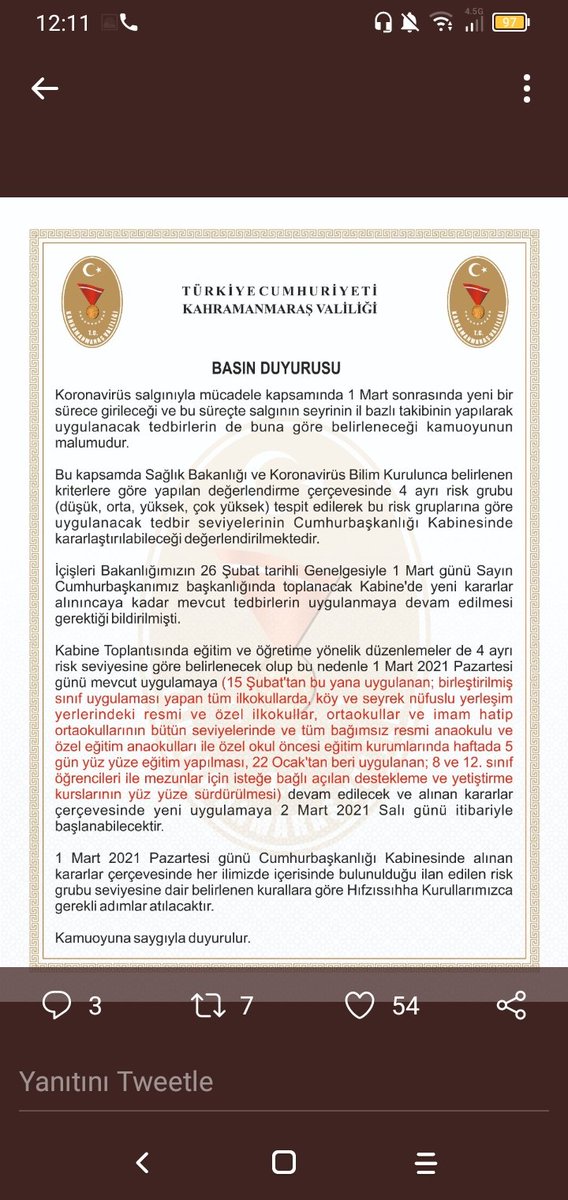 selincwery's tweet photo. @moonsefalan Bize de böyle bir şey geldi ama anlamadım https://t.co/KQdAZvW4S1
