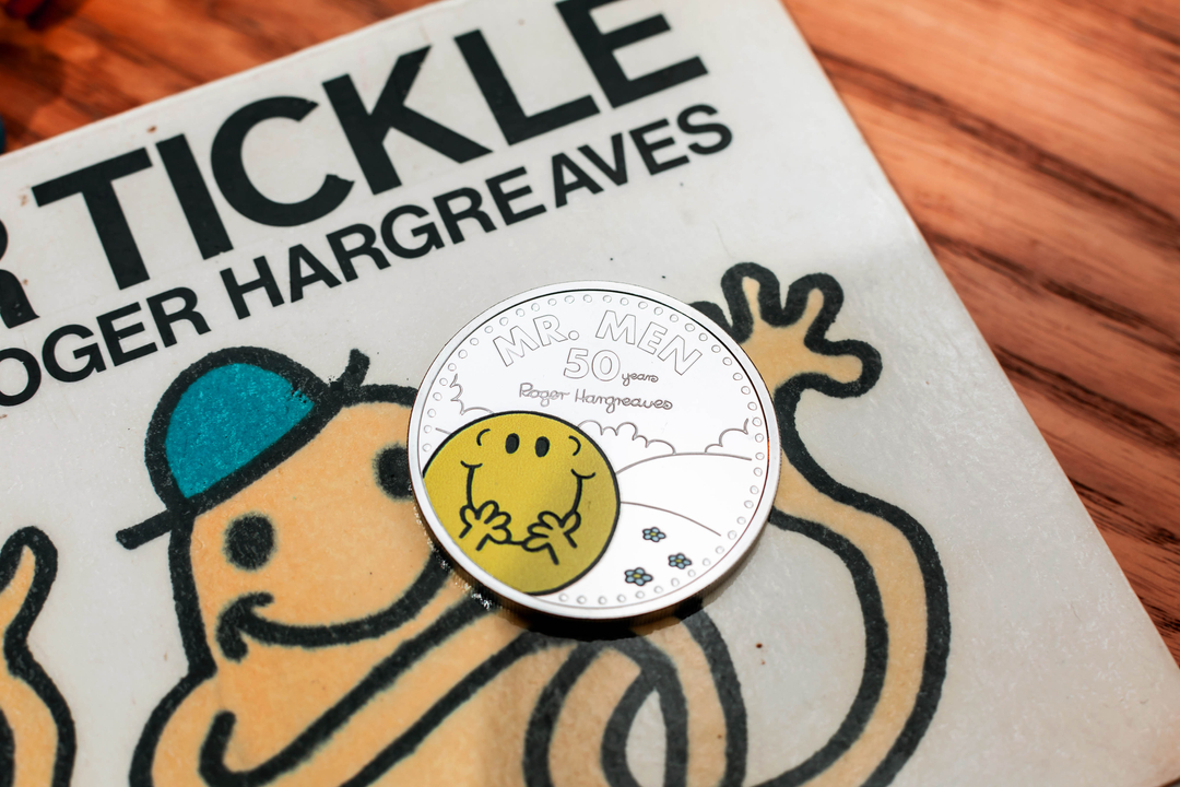 Our Mr. Happy x @royalmintuk coin. Have you started your own coin collection yet? 
#mrmenlittlemiss #mrmen50 #royalmint