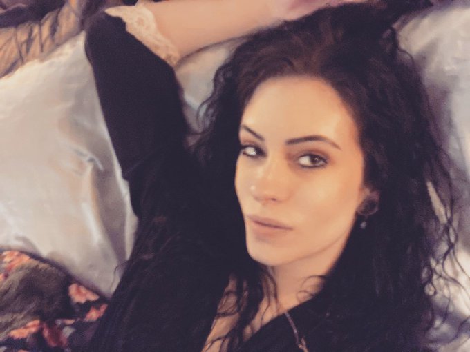 Today is a good day for weed, pizza, and Banco. https://t.co/4XSlQzplrd<a href="/tag/vegas"class="tags"><span>#vegas</span></a>