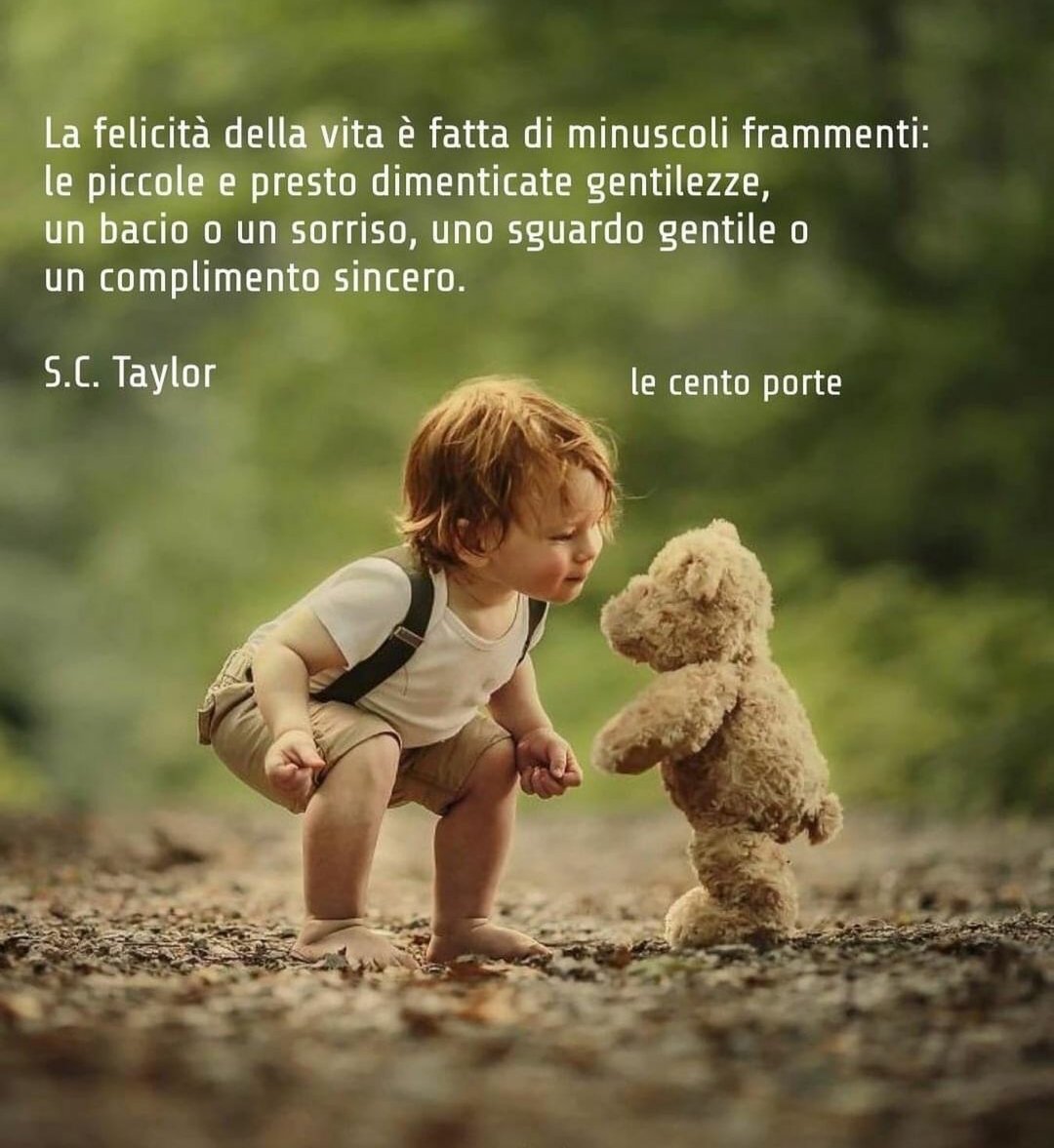 È proprio così... la felicità è fatta di piccole cose, piccoli gesti e piccoli momenti..🦋