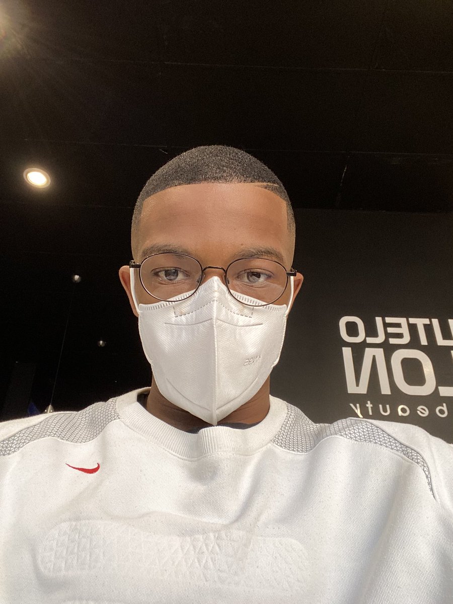 MbuleloGumede's tweet photo. Self Care Saturday 🤍 https://t.co/Og7Jve0icU