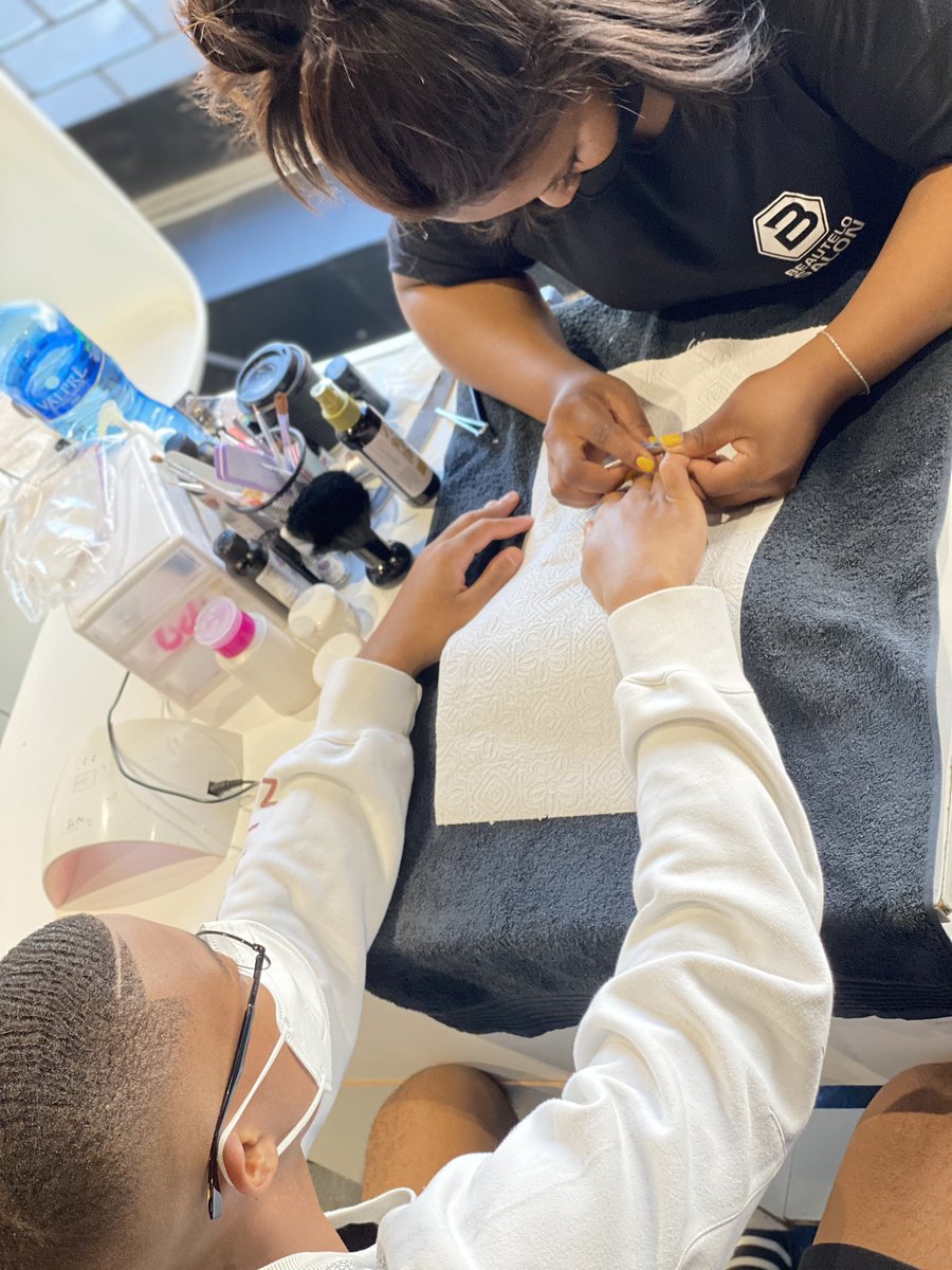 MbuleloGumede's tweet photo. Self Care Saturday 🤍 https://t.co/Og7Jve0icU